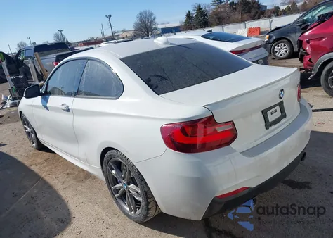 2015 BMW M235 z USA, uszkodzony, nr VIN WBA1J7C55FV289080